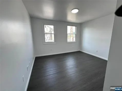 23 Highland Street Paterson NJ 07524