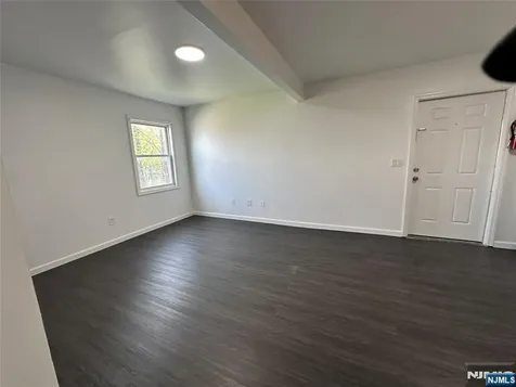 23 Highland Street Paterson NJ 07524