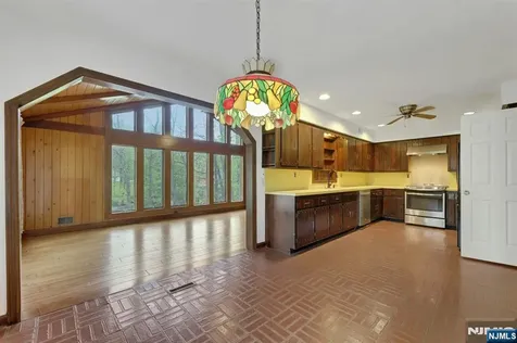 1138 High Mountain Road Franklin Lakes NJ 07417