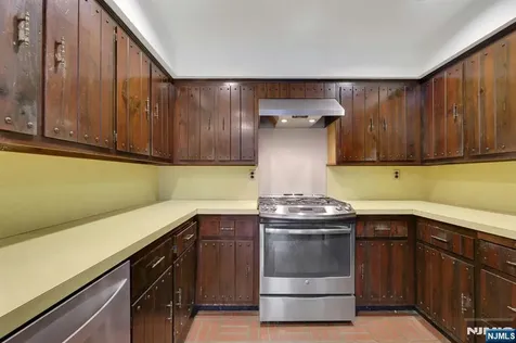 1138 High Mountain Road Franklin Lakes NJ 07417
