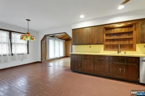 1138 High Mountain Road Franklin Lakes NJ 07417