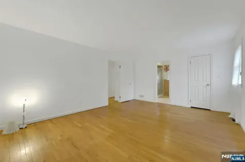 1138 High Mountain Road Franklin Lakes NJ 07417