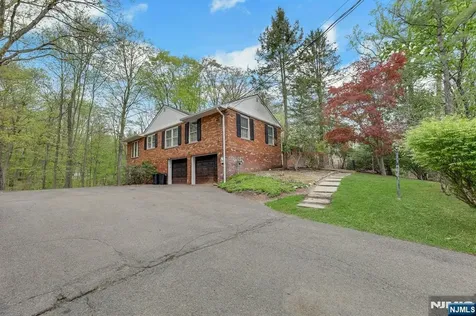 1138 High Mountain Road Franklin Lakes NJ 07417