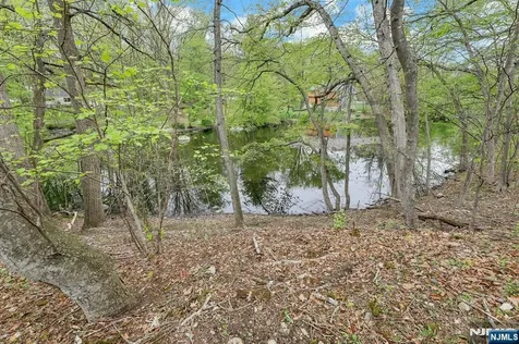 1138 High Mountain Road Franklin Lakes NJ 07417