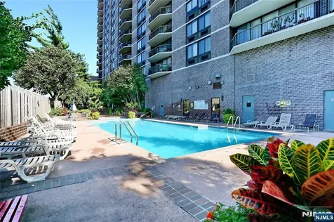 770 Anderson Avenue Cliffside Park NJ 07010