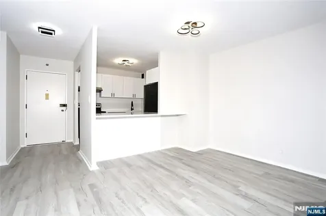770 Anderson Avenue Cliffside Park NJ 07010