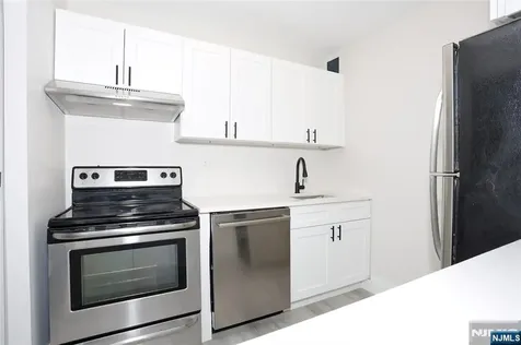 770 Anderson Avenue Cliffside Park NJ 07010