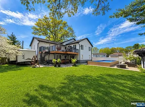 157 Atkins Terrace East Rutherford NJ 07073