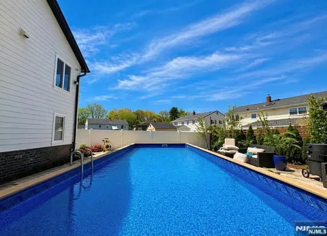 157 Atkins Terrace East Rutherford NJ 07073