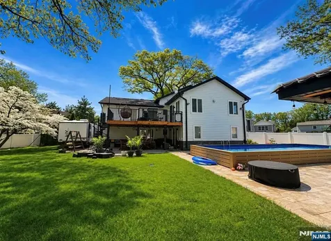 157 Atkins Terrace East Rutherford NJ 07073