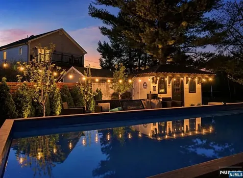 157 Atkins Terrace East Rutherford NJ 07073