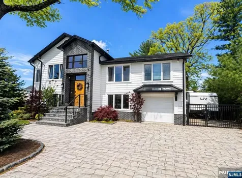 157 Atkins Terrace East Rutherford NJ 07073