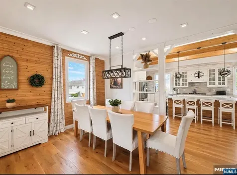 157 Atkins Terrace East Rutherford NJ 07073