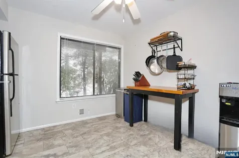 3 Brookside Heights Wanaque NJ 07465