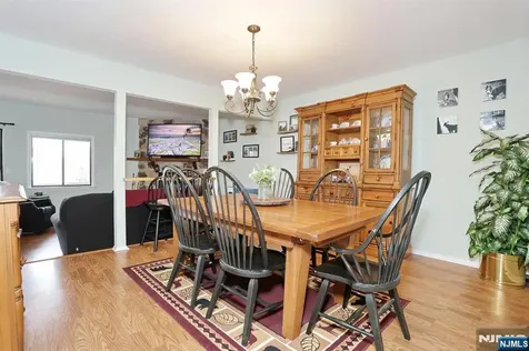 3 Brookside Heights Wanaque NJ 07465