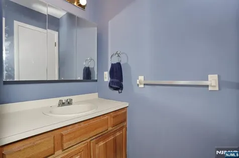 3 Brookside Heights Wanaque NJ 07465