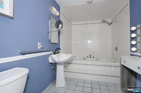 3 Brookside Heights Wanaque NJ 07465