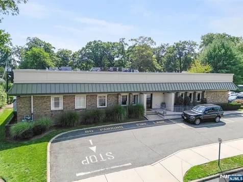 385 Maple Avenue Glen Rock NJ 07452
