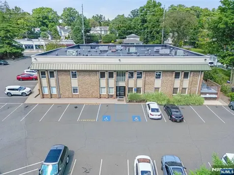 385 Maple Avenue Glen Rock NJ 07452