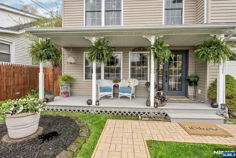 6 Grove Road Jefferson Township NJ 07438