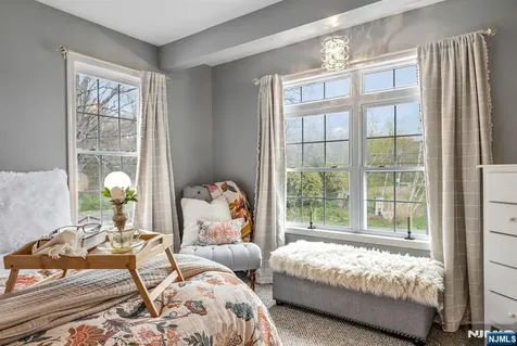 6 Grove Road Jefferson Township NJ 07438