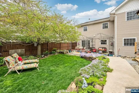 6 Grove Road Jefferson Township NJ 07438