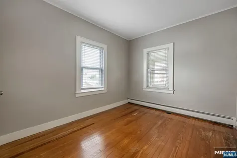 20 Catherine Avenue Saddle Brook NJ 07663
