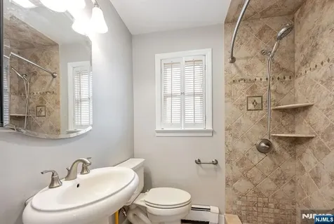 20 Catherine Avenue Saddle Brook NJ 07663