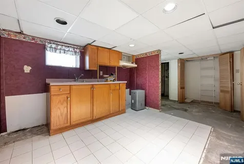 20 Catherine Avenue Saddle Brook NJ 07663