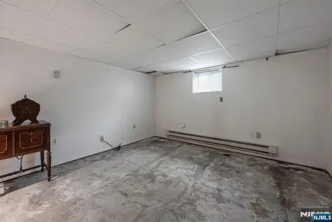 20 Catherine Avenue Saddle Brook NJ 07663