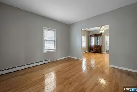20 Catherine Avenue Saddle Brook NJ 07663