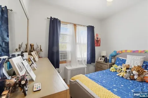 13 Butler Place Kearny NJ 07032