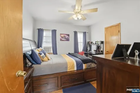 13 Butler Place Kearny NJ 07032
