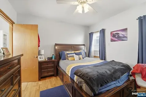 13 Butler Place Kearny NJ 07032