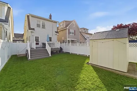 13 Butler Place Kearny NJ 07032