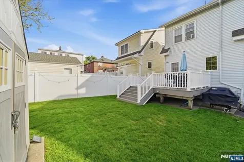 13 Butler Place Kearny NJ 07032
