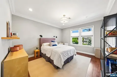 161 Ridge Road Rutherford NJ 07070