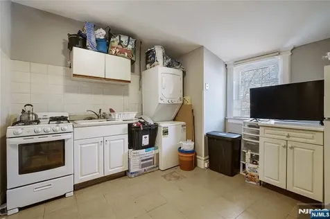 19 Montrose South Orange Village NJ 07079