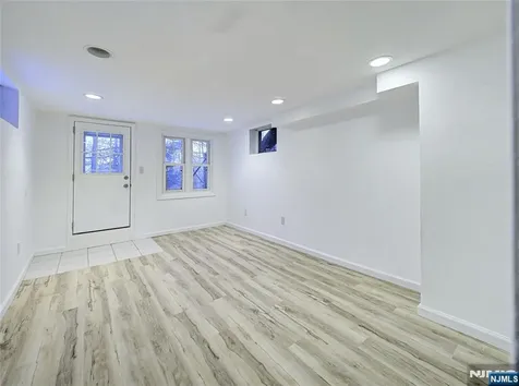 240 Acabonack Road Vernon NJ 07422