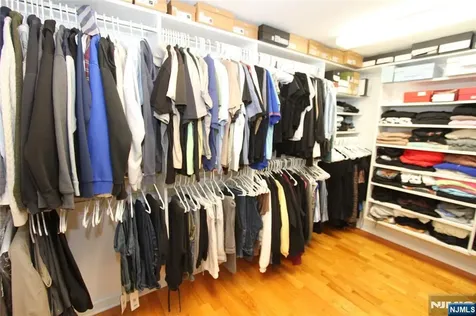 7 Stuart Street Waldwick NJ 07463