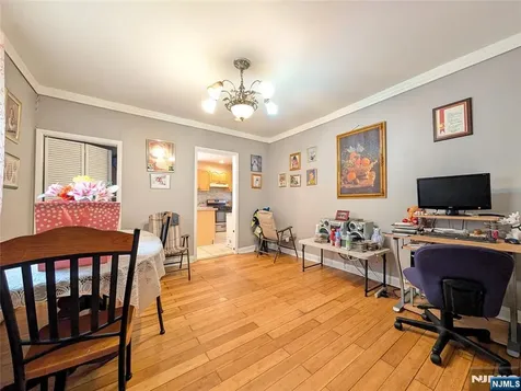 203 Lake Street Newark NJ 07104