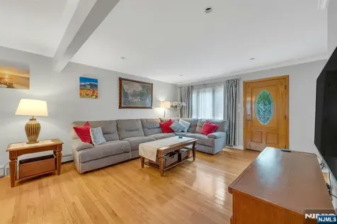 24 Cambridge Road Tenafly NJ 07670