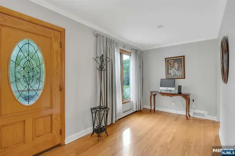 24 Cambridge Road Tenafly NJ 07670