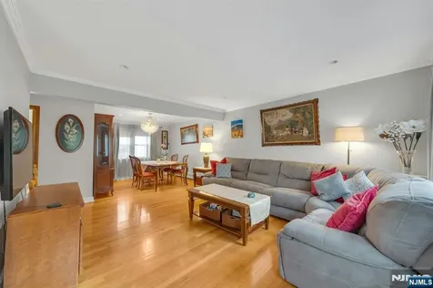 24 Cambridge Road Tenafly NJ 07670