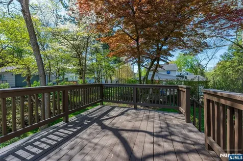 41 Center Street Midland Park NJ 07432