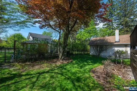 41 Center Street Midland Park NJ 07432