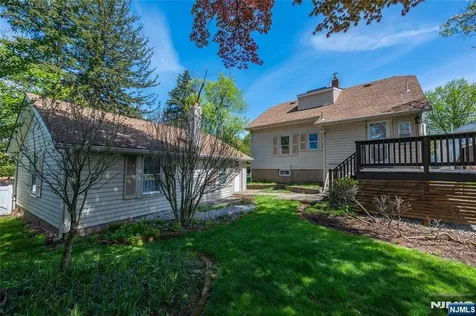 41 Center Street Midland Park NJ 07432