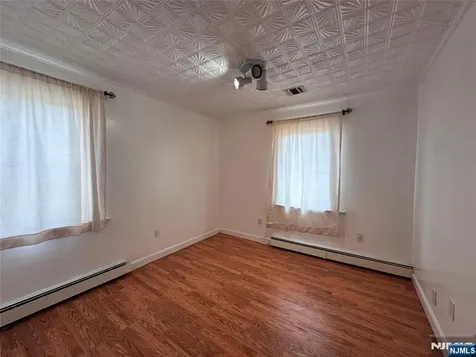276 Madison Avenue Clifton NJ 07011