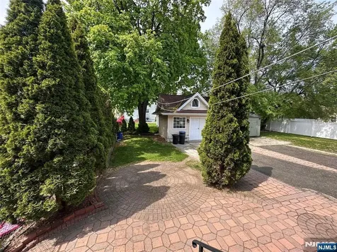276 Madison Avenue Clifton NJ 07011