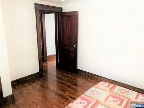 292 Wiley Place Wyckoff NJ 07481
